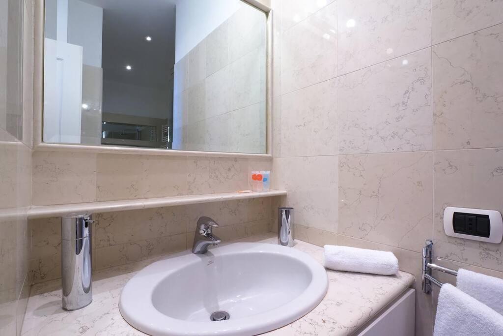 Ampio Bilocale City Life - Mirable Pm Milano Ngoại thất bức ảnh