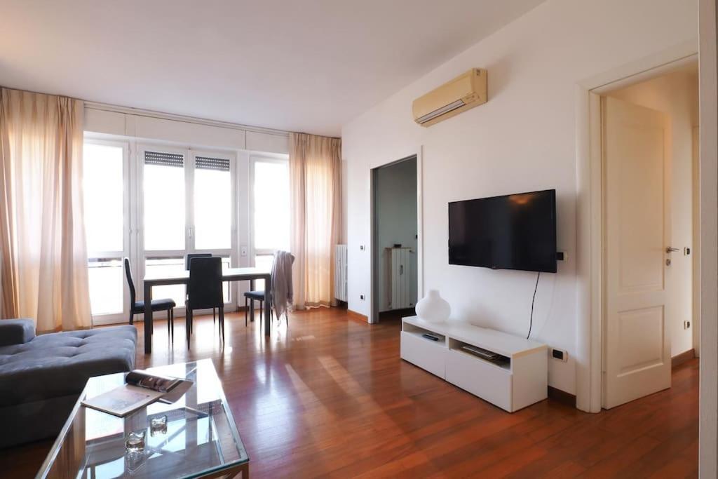 Ampio Bilocale City Life - Mirable Pm Milano Ngoại thất bức ảnh